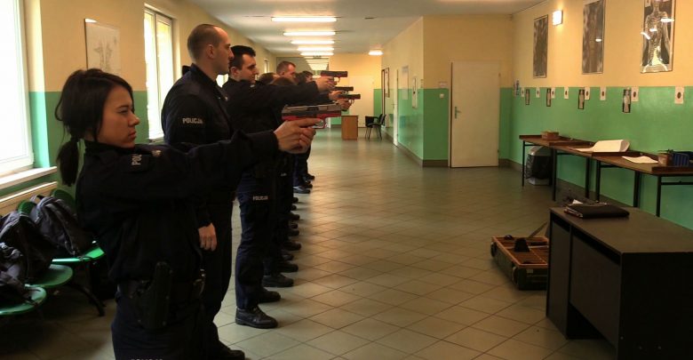 Śląskie: zajęcia otwarte dla wszystkich zainteresowanych pracą w policji [WIDEO] (fot.mat.TVS)