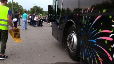 Sosnowiec: 188 osób przeciągało na linie autokar. Nowy REKORD POLSKI ustanowiony!