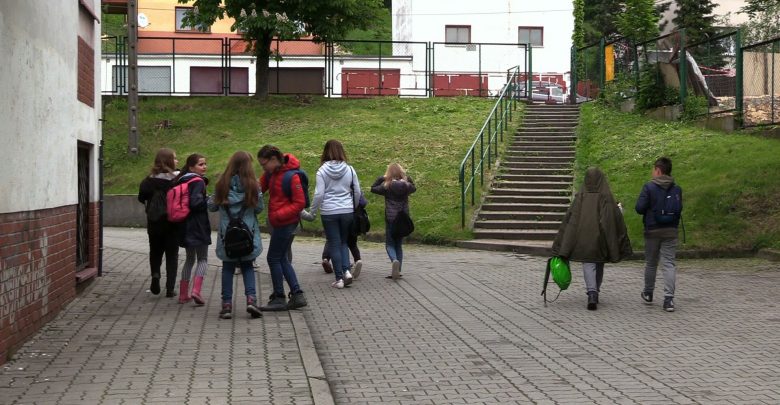 Wypadek dzieci z woj.śląskiego! Wywrócony konny zaprzęg, sześcioro dzieci rannych!