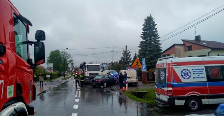 Śląskie: Tragiczny wypadek w Łanach Wielkich. Nie żyje 78-latek (fot.KMP Gliwice)