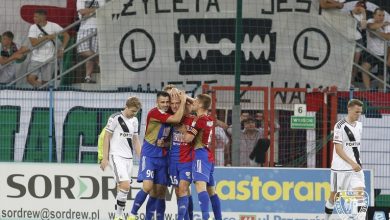 Jeśli dzisiejszy mecz Legia Warszawa - Piast Gliwice przyrównać do niedawnej Bitwy o Winterfell w serialu "Gra o Tron", to jeśli Piast dzisiaj wygra - piłkarze i kibice mogą krzyczeć nie Waldek King, ale "King in the South!" (fot.Piast Gliwice/facebook)