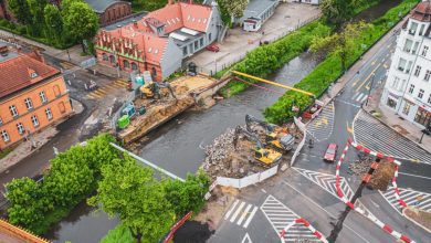 Stary most nad Kłodnicą w Gliwicach juz zburzony. Kiedy w ciągu ulicy Wrocławskiej postawią nowy most? (fot. UM Gliwice)