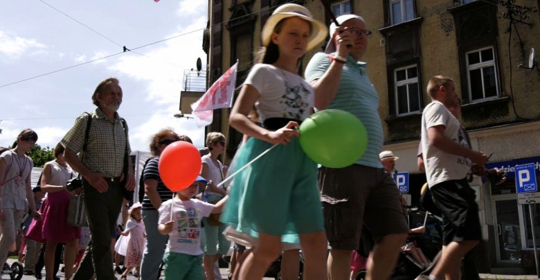 Ulicami Katowic przeszedł Marsz dla Życia i Rodziny. Hasło tegorocznej edycji wydarzenia to „Rodzina – wspólnota pokoju”