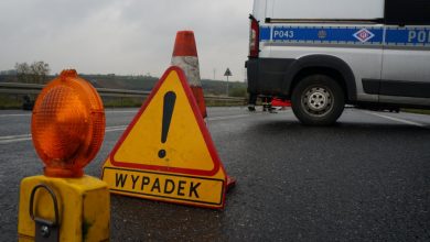 Wypadek na DK1 w Kobiórze. Lądował śmigłowiec LRP (fot.KPP Pszczyna)