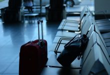 Z walizką do samolotu. Ile zapłacimy za bagaż rejestrowany w tanich liniach lotniczych? (fot.poglądowe/www.pixabay.com)