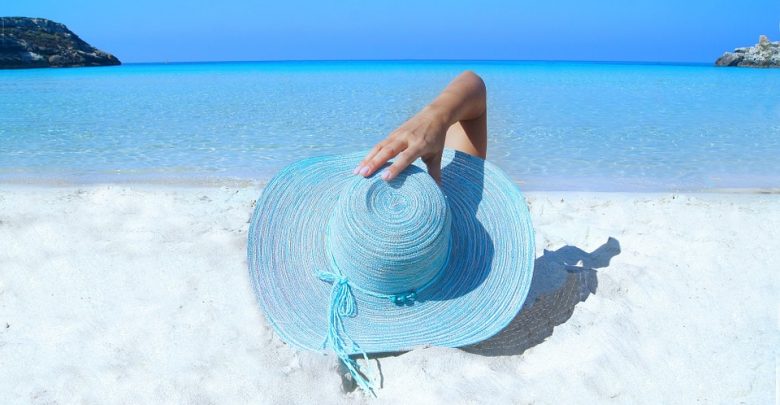 Nie informujcie w social mediach o tym, że wyjeżdżacie na urlop! To ważna informacja dla przestępców! (fot.poglądowe/www.pixabay.com)