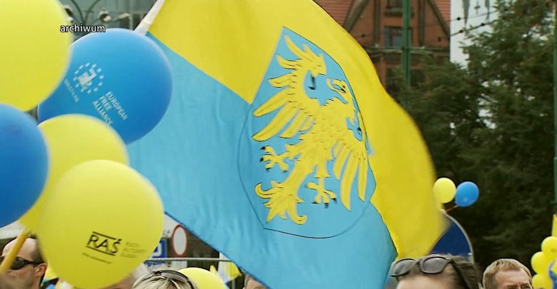 Marsz Autonomii Śląska w Katowicach [WIDEO] Na wielkim banerze marszałek woj.śląskiego