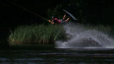 Ależ oni latają nad wodą! W Sosnowcu ruszyły Mistrzostwa Europy i Afryki w Wakeboardzie