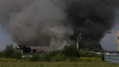 Ogromny pożar sortowni odpadów. Zobaczcie ZDJĘCIA i WIDEO z miejsca akcji