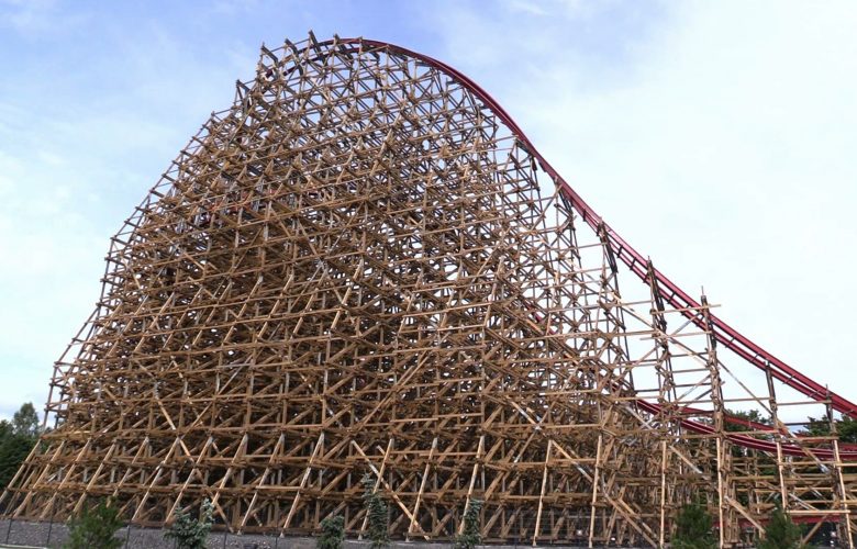 Największy drewniany rollercoaster na świecie ZADRA już czynny! Zobaczcie WIDEO Z PRZEJAZDU!