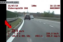 Jechał Audi 224 km/h! Policjanci z grupy SPEED ledwo dali radę go dogonić!