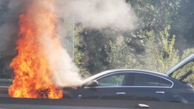 PILNE!!! Pożar samochodu na autostradzie A4 w Katowicach [ZDJĘCIA] Tworzą się korki! (fot. jaw.pl)