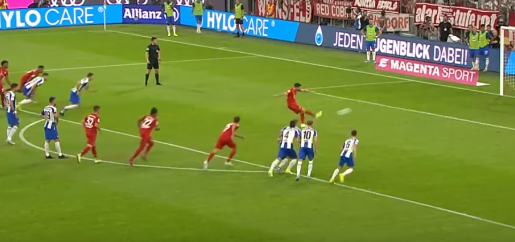 Dwa gole Lewandowskiego (fot. ytb DAILY BIG MATCHES)