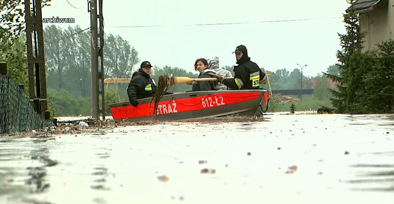 Mieszkańcy Bierunia po ponad 20 latach mają szansę na ochronę przed powodzią. Rozpoczęła się modernizacja i nadbudowa lewostronnego obwałowania Wisły