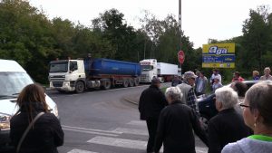 Sosnowiec: Mieszkańcy zablokowali dojazd na wysypisko śmieci. Mają dość smrodu! 