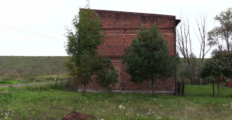 Dom stoi niżej o 20 metrów! Szkody górnicze rujnują gminę Gierałtowice, a mieszkańcy pytają: JAK DŁUGO JESZCZE?