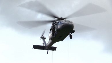 W Porębie odbyło się szkolenie wysokościowe z wykorzystaniem śmigłowca Black Hawk