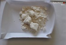 Policja zatrzymała kobietę, która miała aż 1500 działek amfetaminy oraz marihuanę