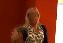 Policja z Gliwic publikuje ZDJĘCIA i daje kobiecie ultimatum: Oddaj kasę, albo pokażemy Twoją twarz! (fot.KMp Gliwice)