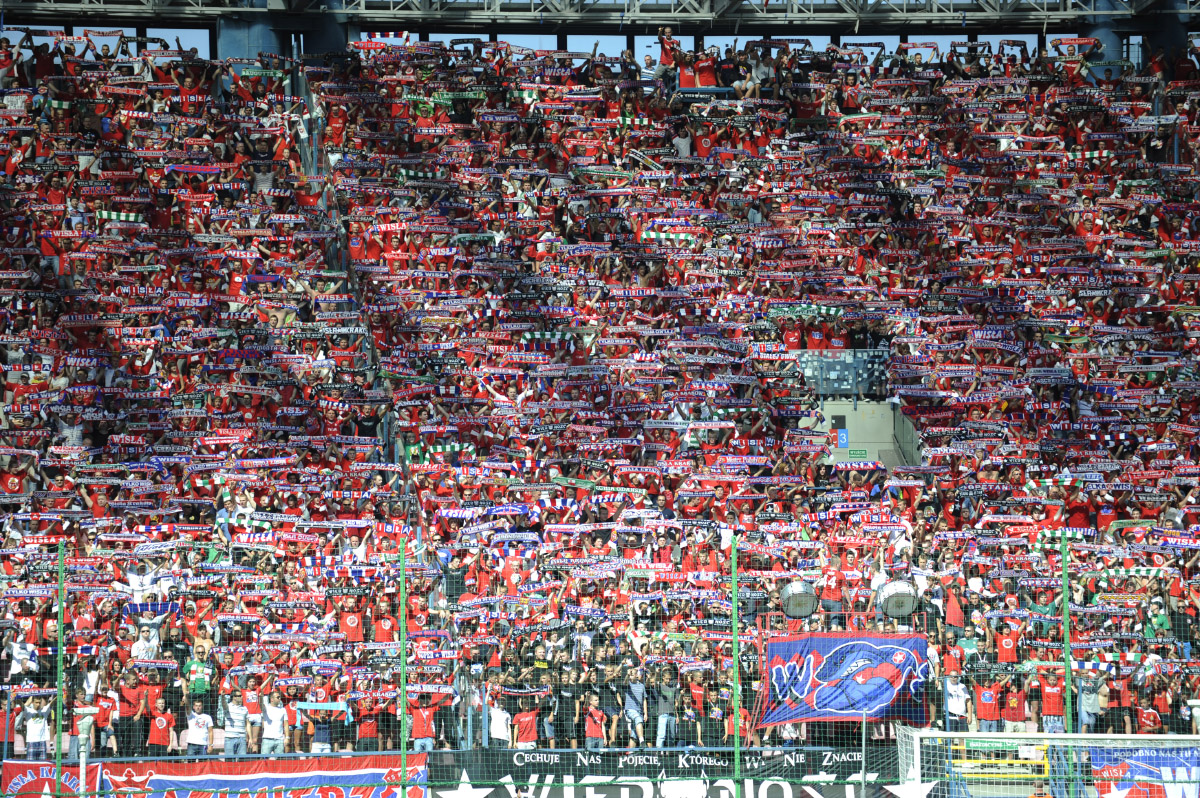 Szokujące premie dla byłej prezes Wisły! Dziennikarz ujawnił kosmiczne kwoty