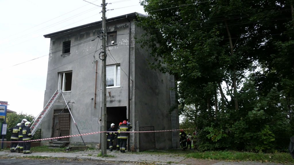 Jedna osoba została poparzona w wybuchu gazu do jakiego doszło dziś rano w budynku mieszkalnym przy ulicy Jana III Sobieskiego w Wojkowicach