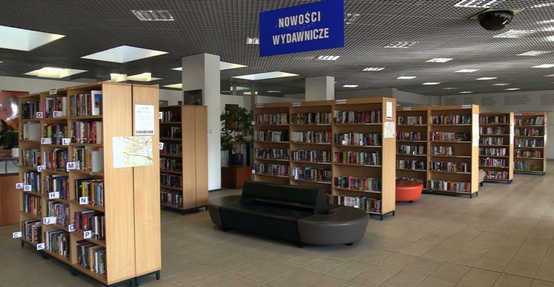 Książki Olgi Tokarczuk: BRAK! Nobel dla pisarki wymiótł książki z księgarń i bibliotek!