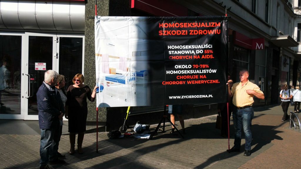 Tęczowy Piątek w Katowicach: Na stawowej zwarli się zwolennicy i przeciwnicy LGBT. Było gorąco! 
