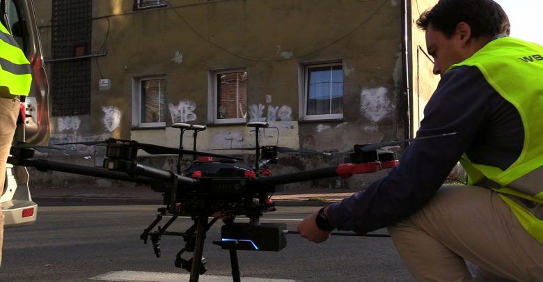 Specjalne drony nad Katowicami! Strażnicy miejscy tworzą mapę kopciuchów i trucicieli!