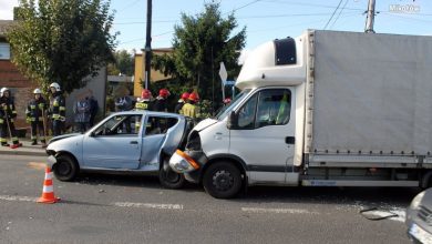 Śląskie: Karambol w Orzeszu. W centrum miasta zderzyło się pięć samochodów (fot.KPP Mikołów)