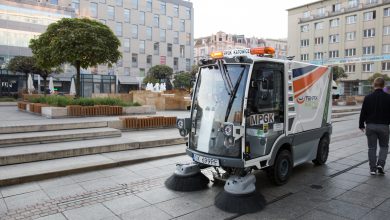 Katowice: Pierwsza elektryczna zamiatarka wyjechała na ulice miasta (fot. UM Katowice)