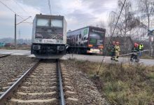 Zderzenie pociągu z ciężarówką! Zobaczcie nowe ZDJĘCIA i WIDEO z miejsca koszmarnego wypadku (fot.KWP Katowice)