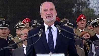 Prezydent wskazał marszałków seniorów Sejmu i Senatu. Marszałkiem seniorem Sejmu został Antoni Macierewicz