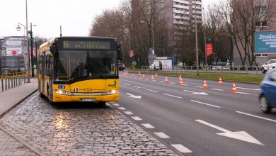 Sylwester i Nowy Rok. Jak kursuje komunikacja miejska i pociągi 31 grudnia i 1 stycznia?