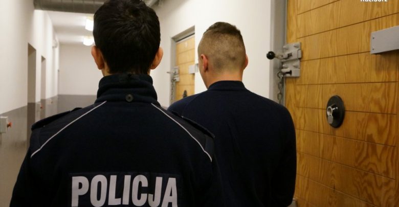 Areszt za usiłowanie zabójstwa dla 24-letniego mieszkańca Rybnika (fot.Śląska Policja)