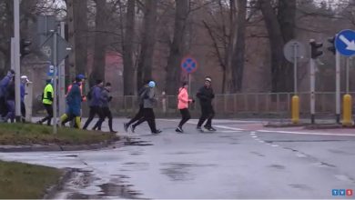 Bożonarodzeniowy bieg w Czeladzi. Ta tradycja rozpoczęła się 30 lat temu [WIDEO]