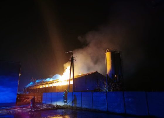 Ogromny pożar w Jaworznie. Łuna nad całym miastem! (fot.www.jaw.pl)