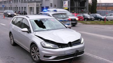 Tragiczny poranek na drodze w Mikołowie. Na ulicy Wyzwolenia śmiertelnie potrącony został mężczyzna.