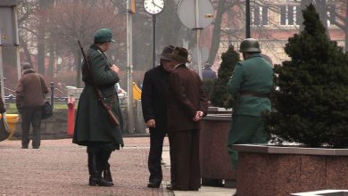 Mysłowice: Swastyki i ludzie z bronią. W mieście kręcą film o Tragedii Górnośląskiej