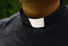 Wykorzystywanie seksualne nieletnich przez osoby duchowne. "Nowe" prawo karne w kościele (fot.pixabay.com)