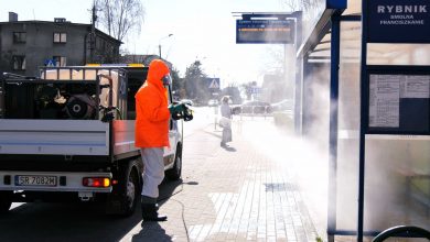 Epidemia koronawirusa: Wszystko do dezynfekcji? Miasta ruszyły ze specjalnymi opryskami