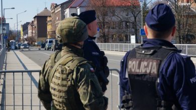 Przez rzekę do Czech po alkohol. Musiała ich ratować policja