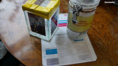 Sosnowiec: Poszukiwany 6 nakazami miał w domu puszki ze zbiórki na chore dziecko! (fot.KMP Sosnowiec)