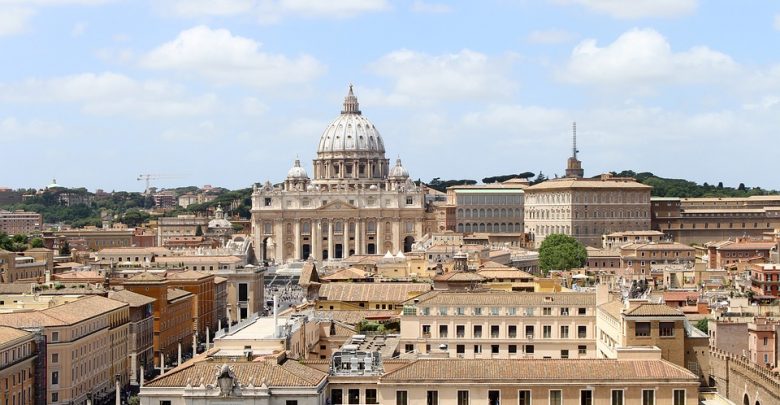 Potwierdzono pierwszy przypadek koronawirusa w Watykanie