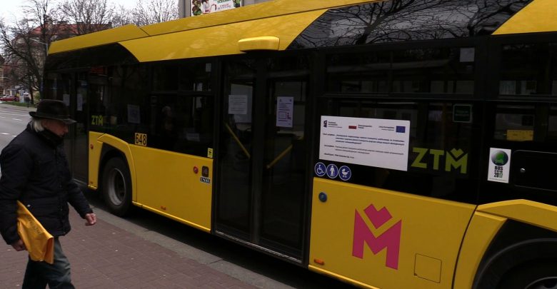 Koronawirus: Sosnowiec wprowadza podwójne kursy autobusów. Dwa o tej samej porze!