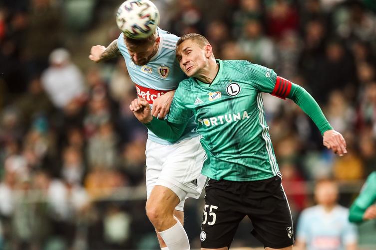 Piłkarska ekstraklasa: Plan powrotu na boiska zaakceptowany. Kibice już zacierają ręce! (foto.Łączy Nas Piłka)