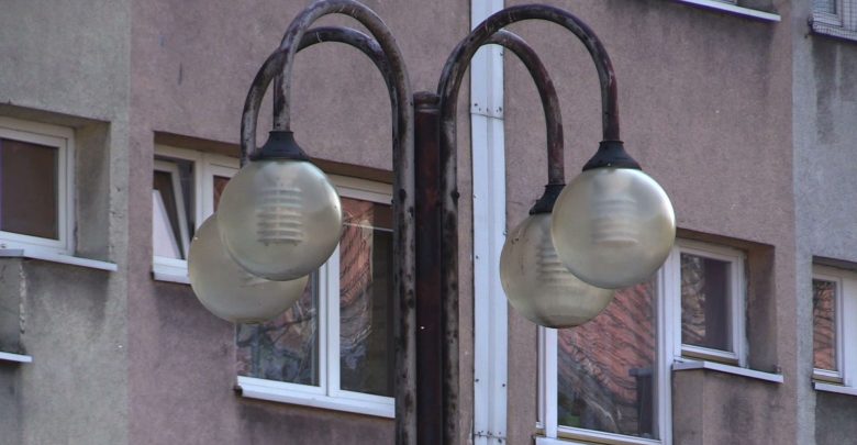 Koronawirus wyłącza oświetlenie w Rudzie Śląskie. Inne miasta też widzą dno samorządowej kasy