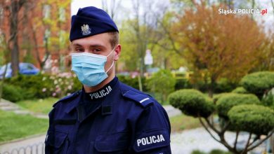 Od dziś obowiązuje nakaz noszenia maseczek. Kogo ten obowiązek nie dotyczy? (fot.Śląska Policja)