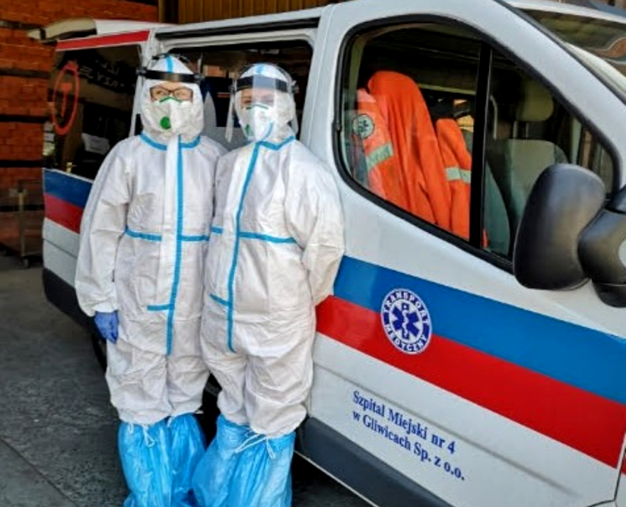 Od poniedziałku 21 kwietnia po Gliwicach ma jeździć wymazobus, dzięki któremu mieszkańcy szybciej będą mogli poznać wynik badania na obecność wirusa SARS-CoV-2 fot. Szpital Miejski w Gliwicach