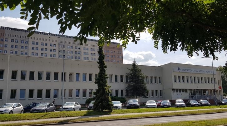 Szpital w Jastrzębiu-Zdroju wstrzymuje przyjęcia! Personel i pacjenci czekają na wyniki testów