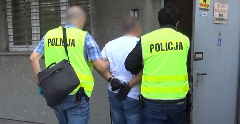 Śląskie: Policja rozpracowuje tzw. mafię śmieciową. Kolejne osoby zatrzymane (fot.policja.pl)